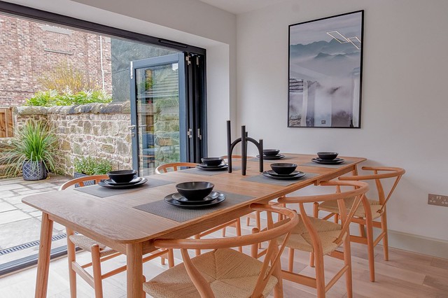 Andrean House - Dining Room