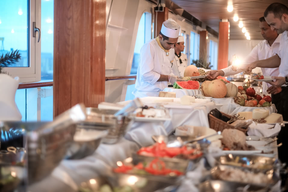 <h2>2017 Open Championship Golf Cruise ~ Royal Birkdale</h2>13 Nights from Southampton - Edinburgh on <i>Azamara Journey</i> | 6 Rounds | Attend The Open on Sunday | 19 July – 1 August 